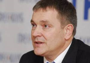 Колесниченко не одобряет идею предоставить русскому и английскому статус приоритетных языков