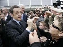 Француз отказал Саркози в рукопожатии