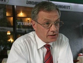 Ющенко отправил своего представителя на газовый саммит в Москву