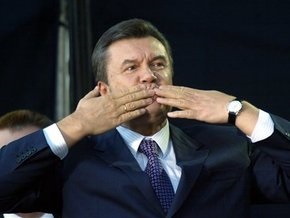 Янукович поздравил Богдана Ступку