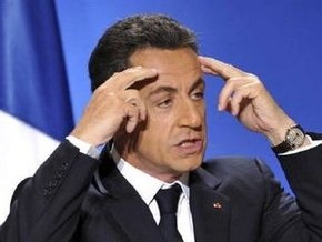 Саркози получил третье письмо с угрозами и двумя патронами