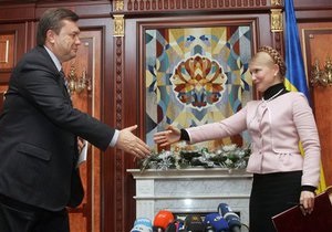 Янукович принял во внимание ходатайство депутатов о Тимошенко
