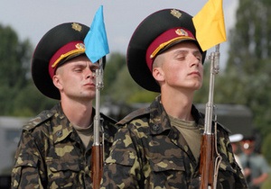 Правительство требует 13,6 млрд гривен для украинской армии