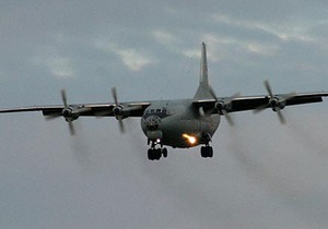 Просивший аварийную посадку Ан-12 упал в Магаданской области