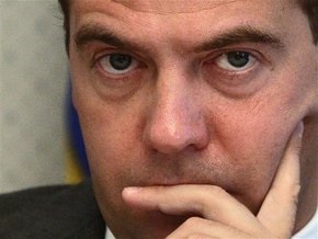 Медведев признает, что отношения Украины и России деградировали