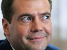 Медведев отказался от предвыборных дебатов
