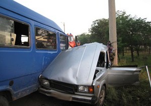 В ДТП в Луганской области погибли четверо человек: у 16-летнего водителя не было прав