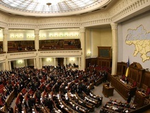 Яценюк предложил депутатам поработать еще одну неделю