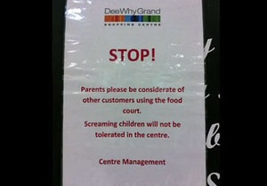 В Австралии торговый центр запретил детские крики