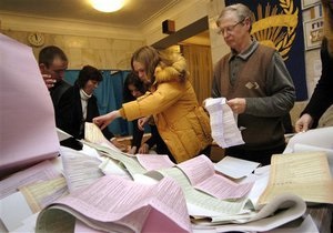 В Симферополе провели митинг против возможной фальсификации на выборах