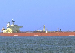 Сомалийские пираты захватили российский танкер