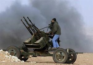 Ливийские повстанцы остались практически без средств для борьбы с Каддафи