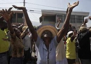 Число жертв землетрясений на Гаити достигло 230 тыс. человек