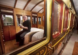 Житель Великобритании построил себе дом вокруг вагона поезда