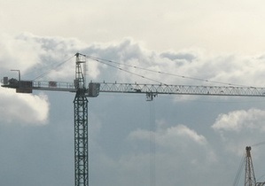 В центре Киева началась потасовка между застройщиком и местными жителями