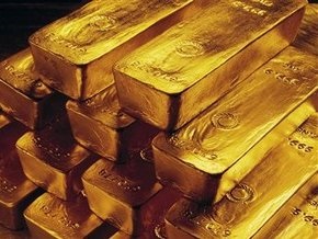 Рынок сырья: Золото выросло из-за падения на бирже