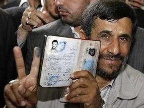 Штаб Ахмадинеджада заявил о победе на президентских выборах