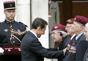 Саркози прибыл в Лондон, чтобы отпраздновать 70-ю годовщину обращения де Голля к французам