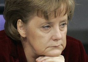 Партия Меркель терпит поражение на выборах в парламент Берлина