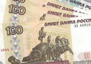 Российский рубль достиг 6-месячного максимума благодаря дорожающей нефти