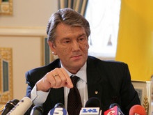 Ющенко потребовал от Симферополя землю для крымских татар