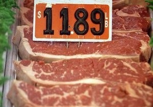 Эксперты: В Украине сравнялись цены на свинину и говядину