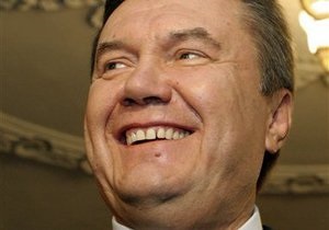 Ъ: Янукович начал ротацию в Администрации Президента
