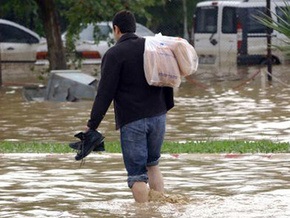 Жертвами наводнения на северо-западе Турции стали восемь человек
