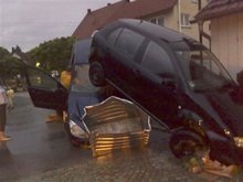 Сотни людей пострадали из-за внезапного наводнения в Германии