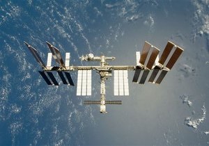 Три космонавта с МКС благополучно вернулись на Землю