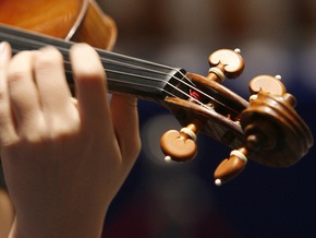 Корреспондент: Украинские классические музыканты трудятся на самых престижных сценах мира