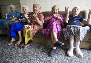 Опрос: 88% украинцев против повышения пенсионного возраста