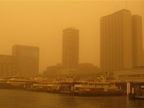 На Сидней обрушилась пыльная буря