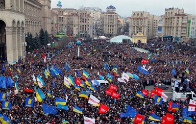 Учасники протесту в центрі Києва розбивають наметове містечко