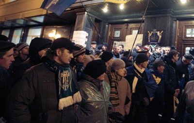 Участники Евромайдана планируют пикетировать три центральных телеканала в Киеве