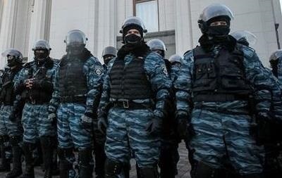 Опозиція ввела три тисячі бойовиків в Київ для дестабілізації і держперевороту - джерела Партії регіонів