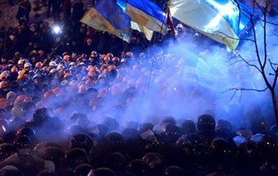 У міліції пояснили, чому штурмували Майдан саме вночі