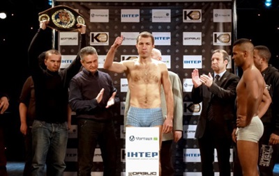 Украинец Федченко уступил титул чемпиона Европы по боксу