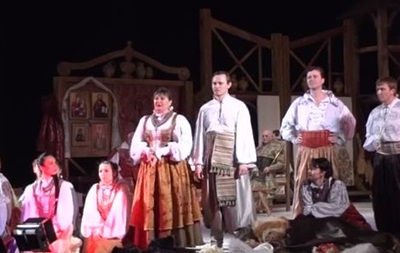 В Черкассах актеры театра прервали выступление, чтобы сообщить о задержке зарплаты