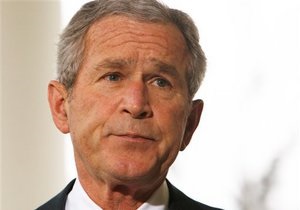 Джорджа Буша признали одним из худших президентов в истории США