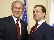 Медведев расскажет Бушу о последствиях вступления Украины в НАТО