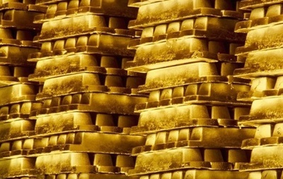 Цена золота близка к месячному максимуму