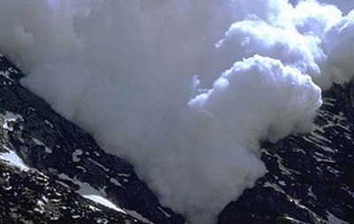 Гидрометцентр предупреждает об опасности схода снежных лавин в Закарпатской области
