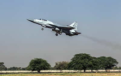 При авиаударе в Пакистане погибли 40 человек