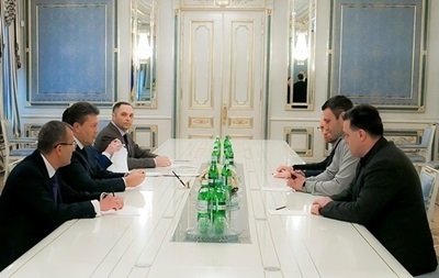 Лідери опозиції оголосять результати переговорів з Януковичем зі сцени Майдану