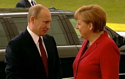 Путин и Меркель обсудили ситуацию в Украине