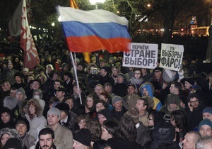 Коммунальные службы начали перерывать площадь в Москве, где намечена акция оппозиции