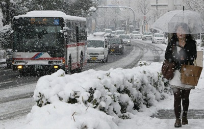 Сильний снігопад в Японії: постраждали 89 людей, більше 610 внутрішніх рейсів скасовано 