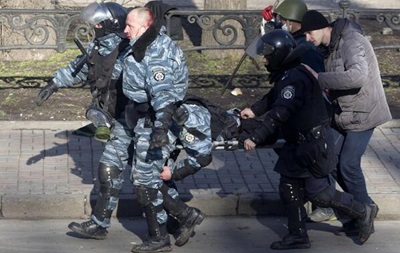 В зіткненнях у Києві 18 лютого загинули 9 осіб - міліція