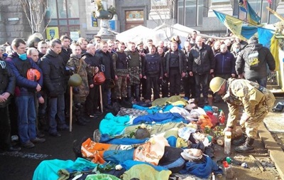 С пулевыми ранениями. На улицах Киева - 32 тела погибших